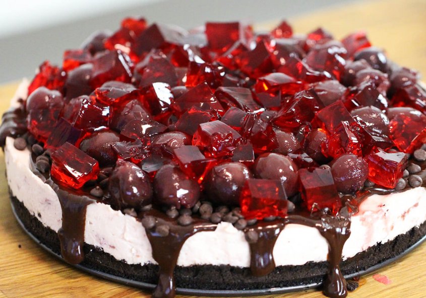 Десерт из черешни