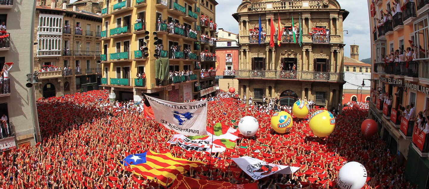 ДА ЗДРАВСТВУЕТ САН­ФЕРМИН!